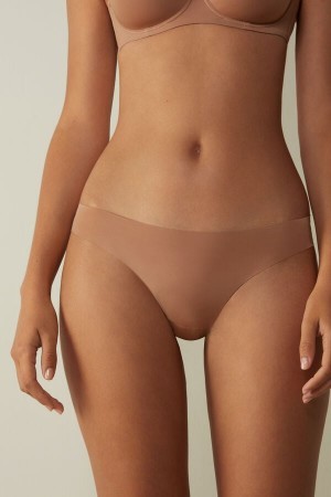 Intimissimi Brazilian Panties in Seamless Ultra Light Microfiber Natural | TDKWZ75649