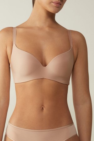 Intimissimi Adele Triangle Bra in Ultralight Microfiber Natural | ADKDF36967