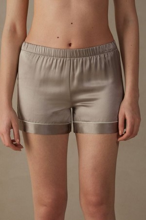 Intimissimi Silk Shorts with Contrast Trim Natural | XDKBH73943