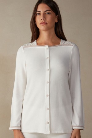 Intimissimi Romantic Bedroom Button Up Top in Modal with Uld Hvide | MDKHR19427