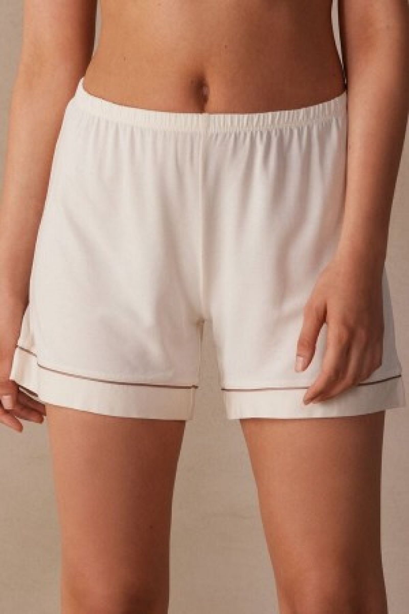 Intimissimi Modal Shorts with Contrast Trim Natural | QDKWA20353